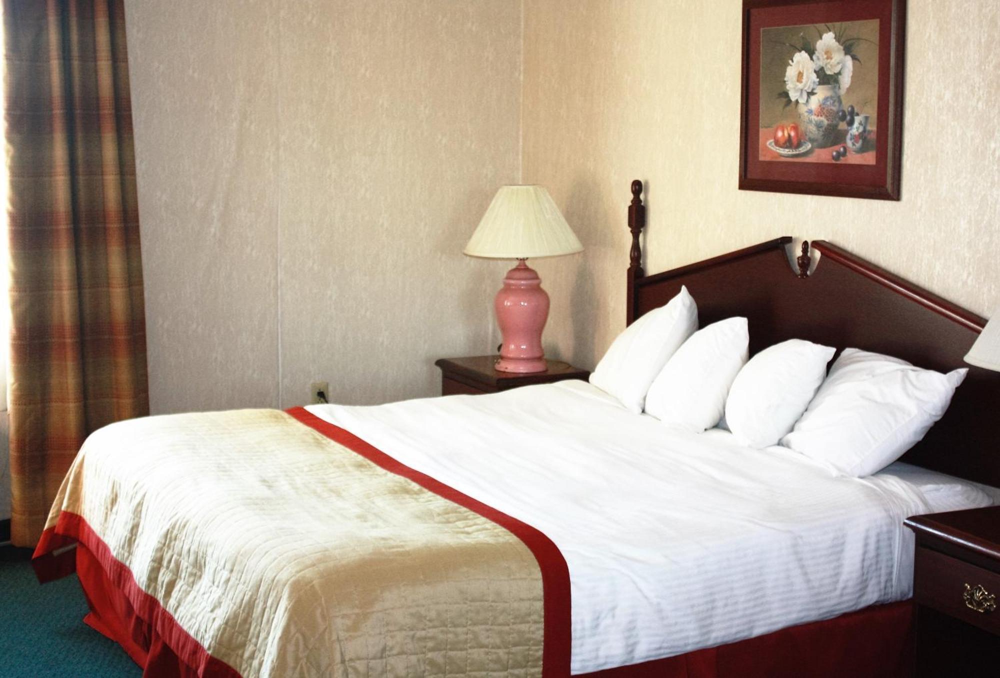 Baymont By Wyndham Jonesboro Hotel Cameră foto